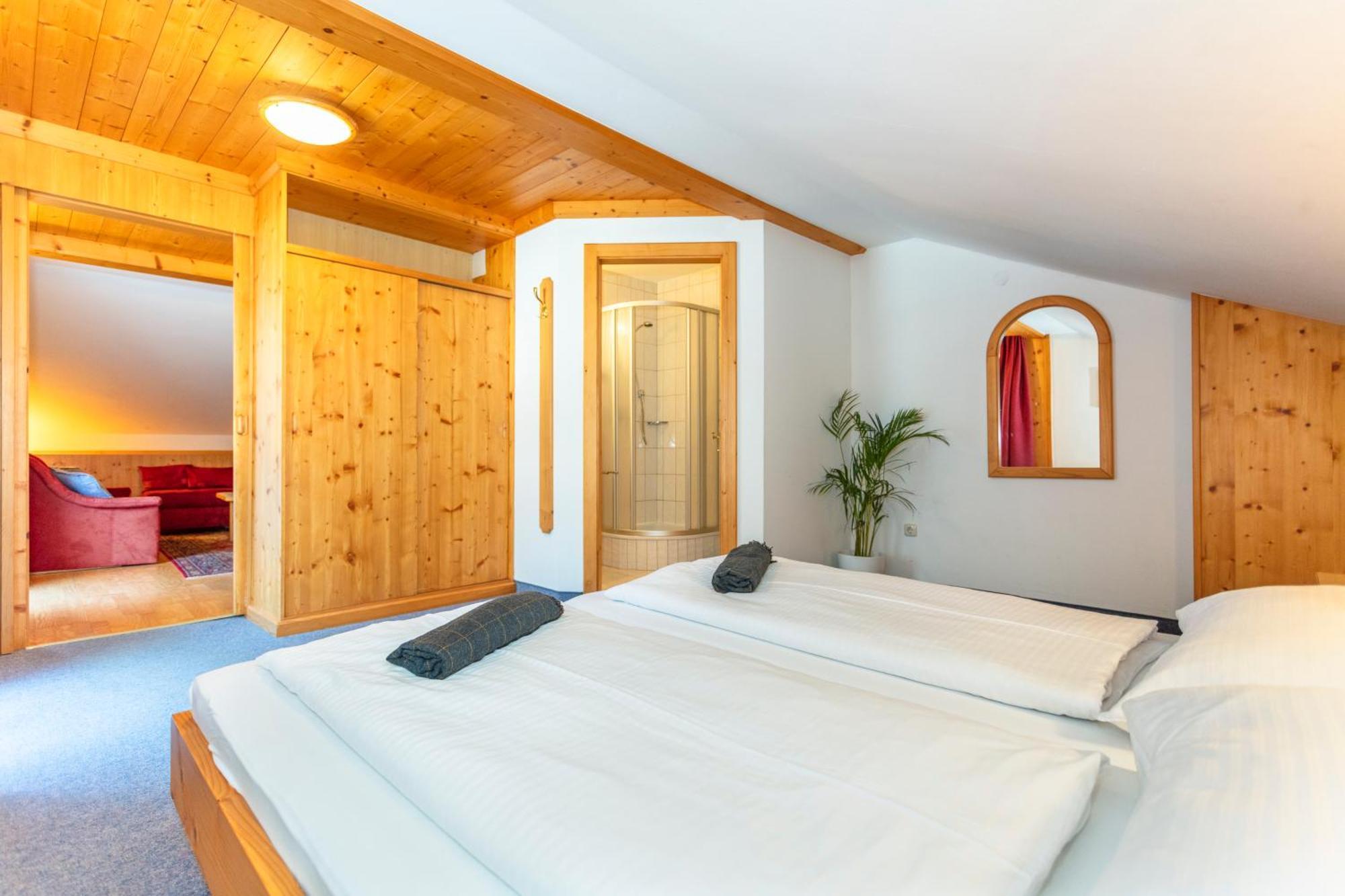 Sonnberg Lodge Maria Alm am Steinernen Meer Buitenkant foto